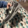 mens Nike runners size 9 Image 3