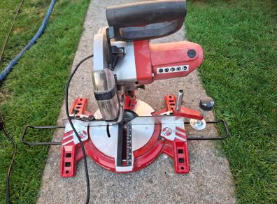 Mitre saw