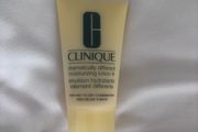 CLINIQUE Dramatically Different Moisturizing Lotion+