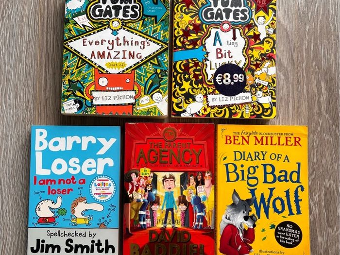 Kids Funny Diary Graphic Novel Book Bundle - Tom Gates, Barry Loser, Ben Miller - Age 7-11