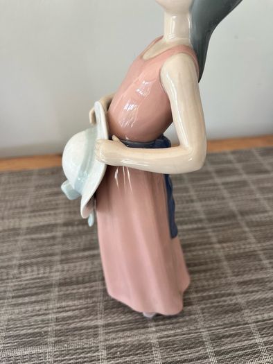 Lladro Figurine