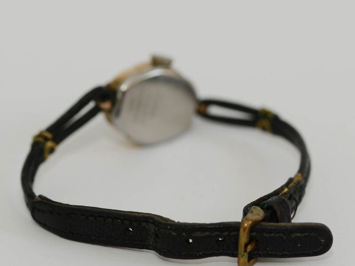 Vintage Ladies Porta Mechanical Gold Watch