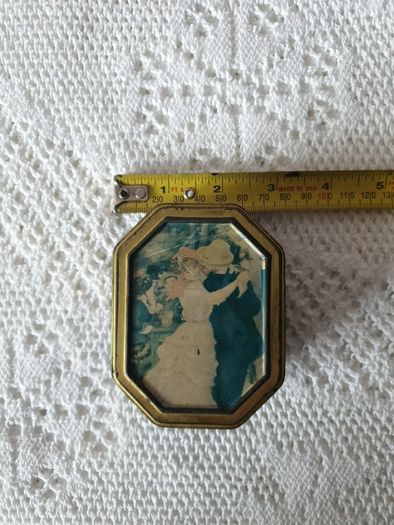 Churchill's Vintage Tin