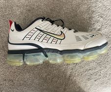 Nike Vapor Max Trainers as new