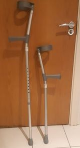 Elbow crutches