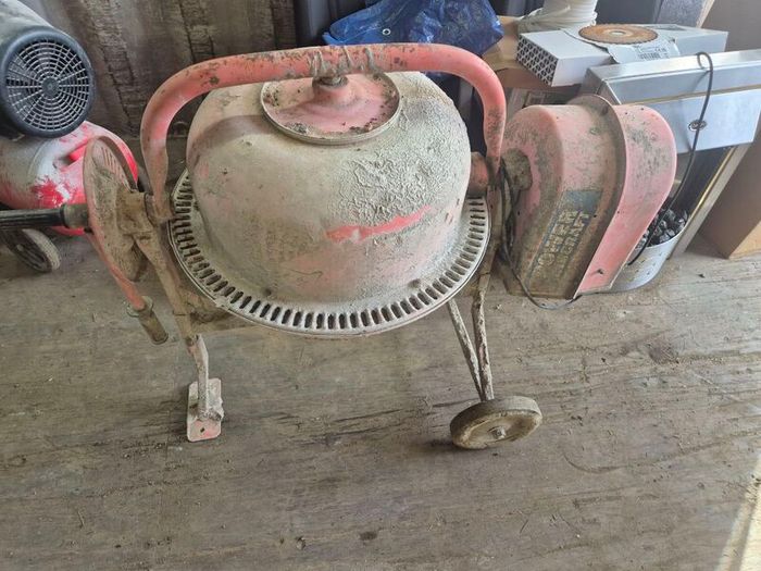 cement mixer