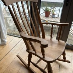 Solid wood rocking chair