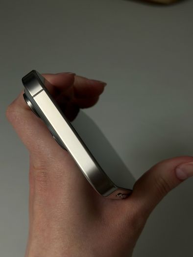 iPhone 16 Pro 128GB Natural Titanium