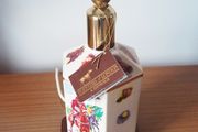 Vintage "Pointers of London &amp; Edinburgh" porcelain  table lamp with wooden base and horse racing theme  height 30cm