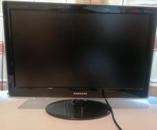 Desktop monitor