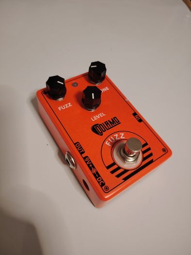 Dolamo D-2 Fuzz Guitar Effect Pedal