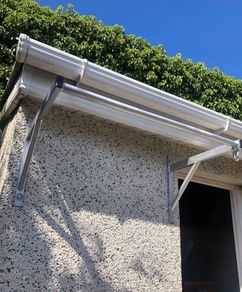 pull up bars
