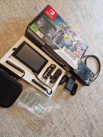 Nintendo Switch Super Smash Bros Ultimate Edition