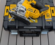 DeWalt jigsaw
