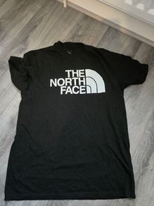 northface t-shirt
