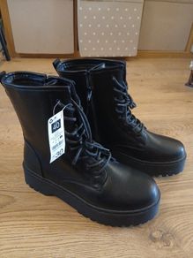 Ladies biker boots