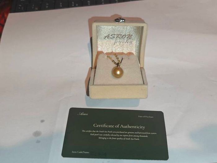 Golden South Sea Pearl Pendant