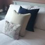 Velvet cushion Image 4