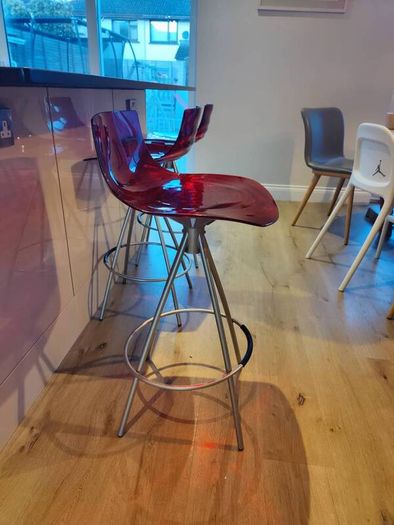 Callgaris L'au Bar stools x 3