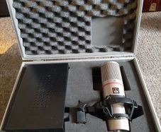 AKG Solid Tube Condenser Microphone