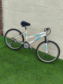 Apollo Woman/Teens bike