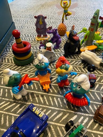 Selection of vintage Kinder toys, collectors items