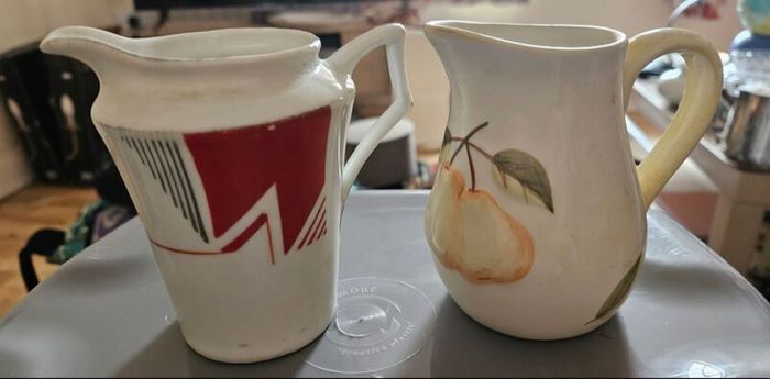 5 Small Collectable Jugs