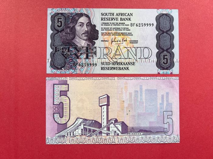 South Africa  5 Rand 1990 Pick 119e Uncirculated )