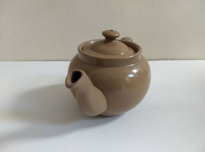 Stylish Small Teapot by Dudson Vitrified Stoneware, Hanley, England, Holds 300 ml, Half a Pint, A Lovely Utility Ware Piece