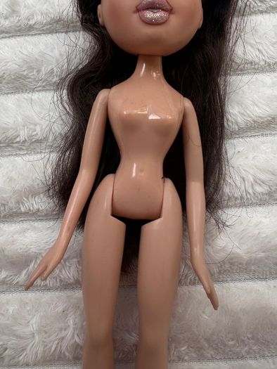 Bratz Winter Wintertime Wonderland Doll Dana Used Please see photos