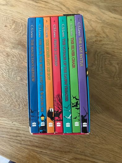Chronicles of Narnia book set