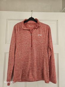 Womens Under Armour Tops Size Medium and Large