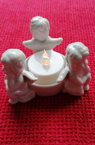 Tealight Holder (Three Cherubs)