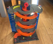 hot wheels tower