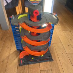 hot wheels tower