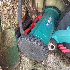 Push lawnmower