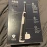 Oral b pro 1 braun electric toothbrush with travel case Image 2