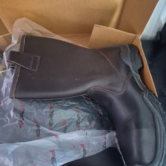 safety boots