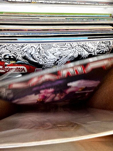 Indie Long Comic Box w 250 Comics for Sale