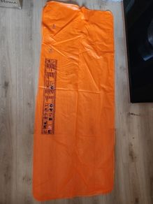 Inflatable lilo