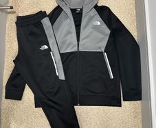 Men's  northface tracksuit