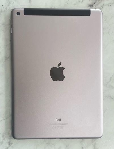 iPad 6th Generation (2018) Space Grey 32GB. Excellent Condition