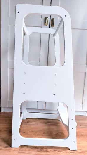 Kitchen helper. Kitchen stand for kids/toddlers.