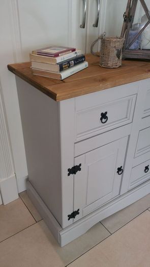 Sideboard/Dresser