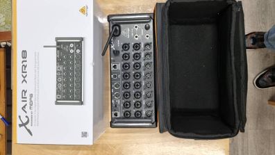 Behringer AIR XR18 Channel Digital Mixer
