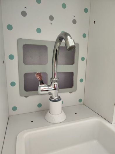 Toy kitchen