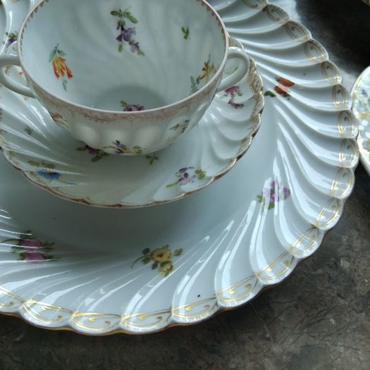 Antique Cups Hermann Ohme Porcelain Cups And Saucers