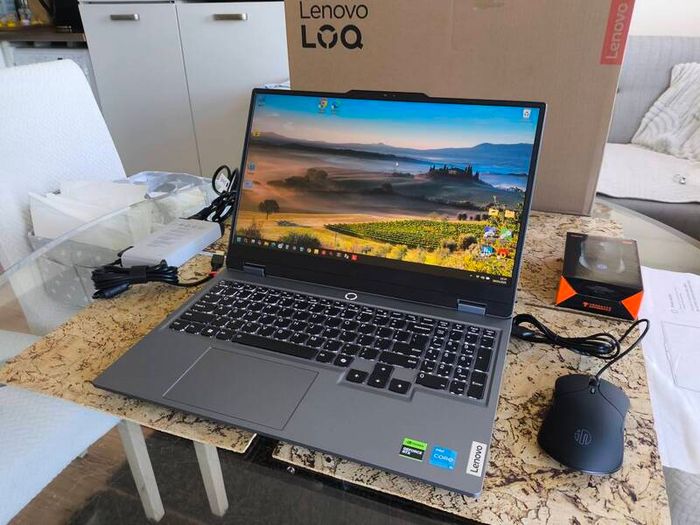 Gaming Laptop Lenovo Loq i5 12450HX 8/12 RTX3050 6gb 95w 16gb Ddr5 512GB Nvme 144hz Win11 Rgb