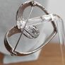 Isabella Rossellini brooch Image 2