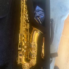 Alto Saxophone - Like-new Condition